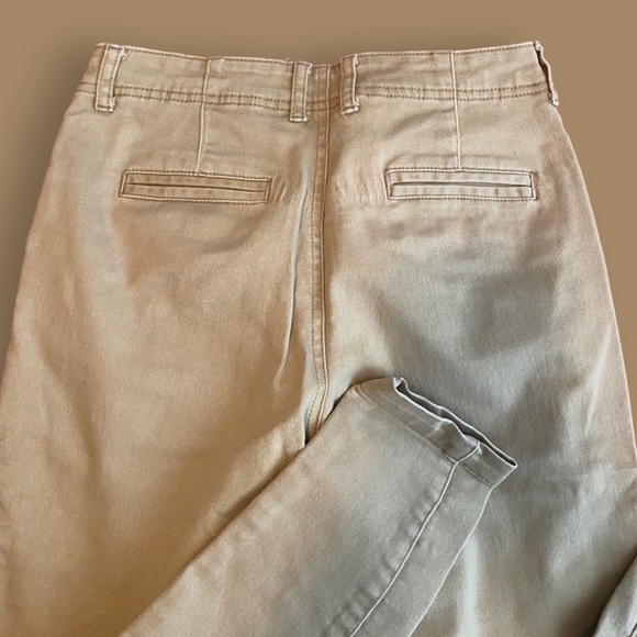 Khakis - Picture 4 of 6
